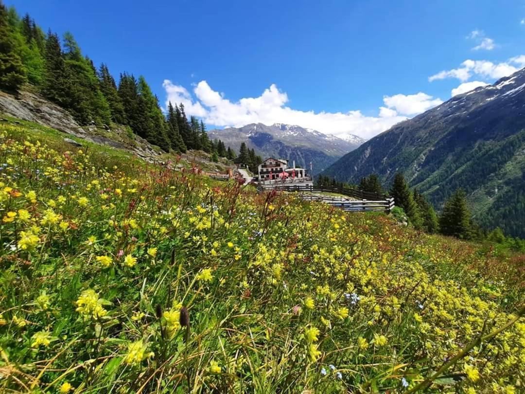 Alpengasthof Gaislach Alm Hotel Solden Exterior photo